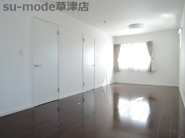 【洋室】 | 今宿2丁目戸建 | 使い勝手のいい洋室です