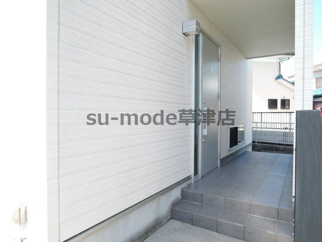 【エントランス】 | 今宿2丁目戸建 | 毎日通るエントランスはこのようになっています