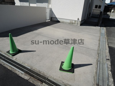 【駐車場】 | 今宿2丁目戸建 | 駐車場完備です