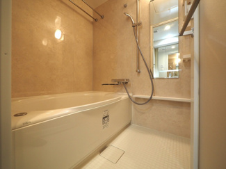 【浴室】 | S-RESIDENCE松屋町asence | ゆったり過ごせるお風呂です