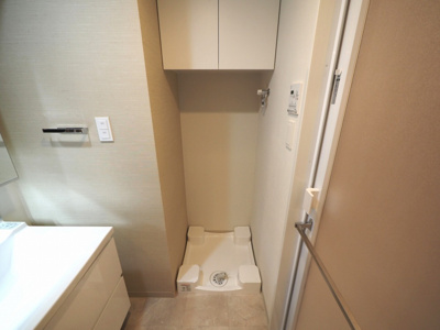 【設備】 | S-RESIDENCE松屋町asence | 洗濯機置き場です