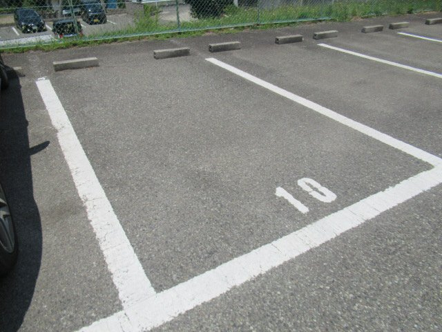 パルティーダ Ｂ棟の駐車場