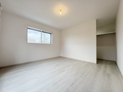 【洋室】 | 宇治市伊勢田町砂田戸建