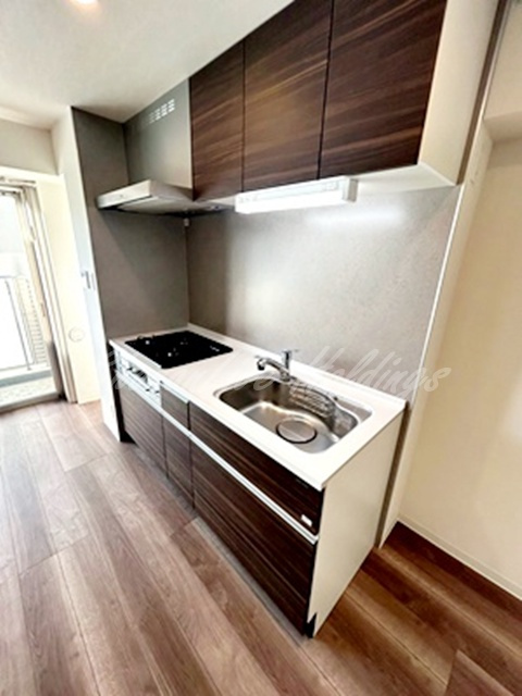 横浜市中区本牧町１丁目の賃貸マンションのキッチン|3口ガスコンロ♪