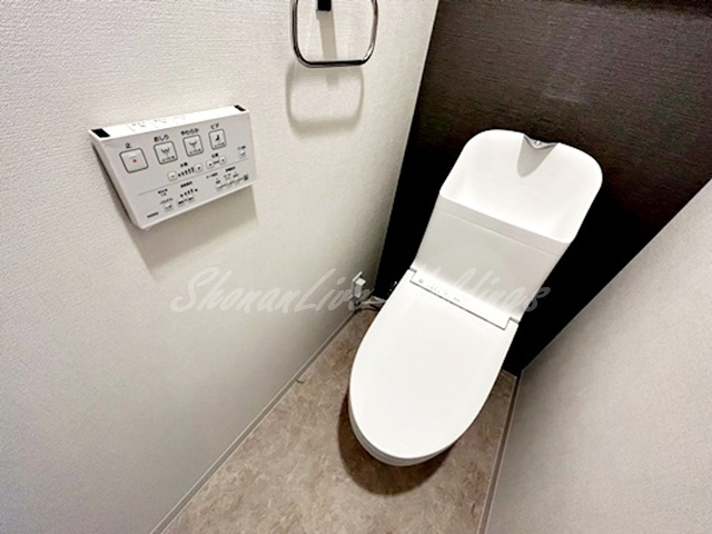 横浜市中区本牧町１丁目の賃貸マンションのトイレ|温水洗浄便座♪