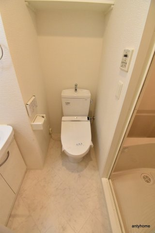 パークヒルズ新大阪ウィル　仲介手数料無料のトイレ