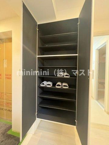 ベルンガーデン上本町の収納