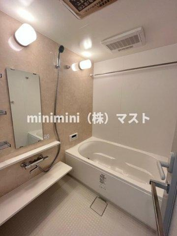 ベルンガーデン上本町の浴室