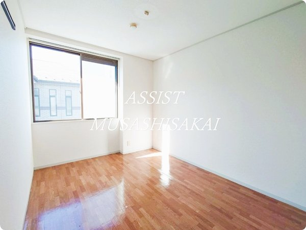 トリヴァンベール武蔵野の寝室|写真：設備同仕様の別号室です