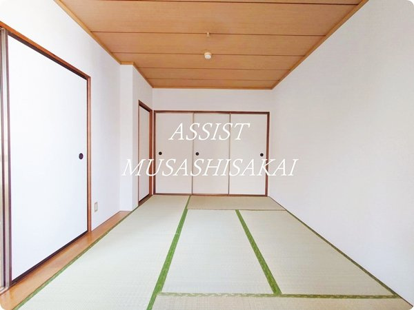 トリヴァンベール武蔵野の収納|写真：設備同仕様の別号室です