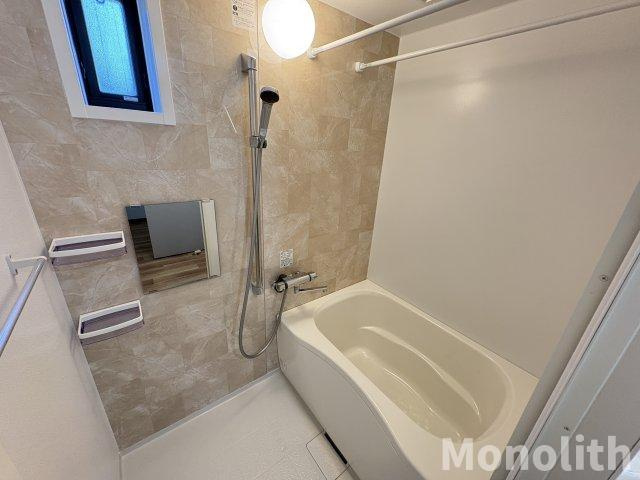 大町ガーデンライフE棟の浴室