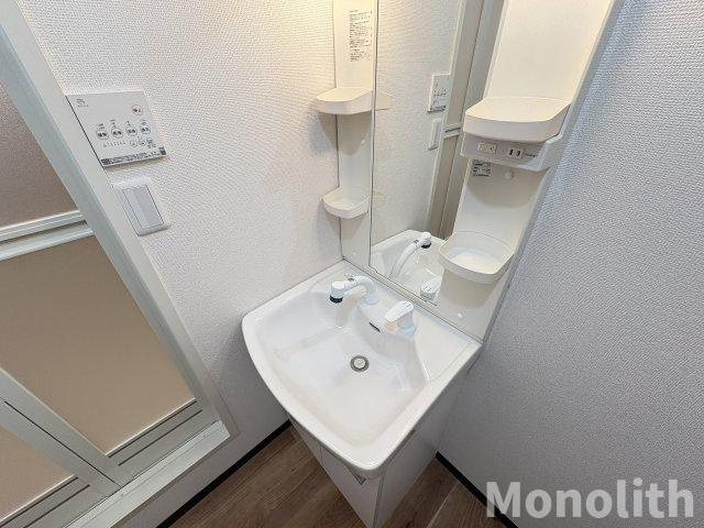 大町ガーデンライフE棟の洗面所