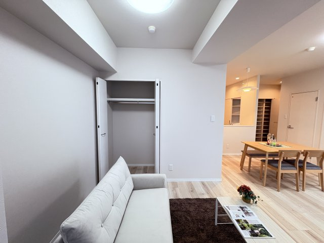 プレミアムコート与儀パークヒルズの洋室