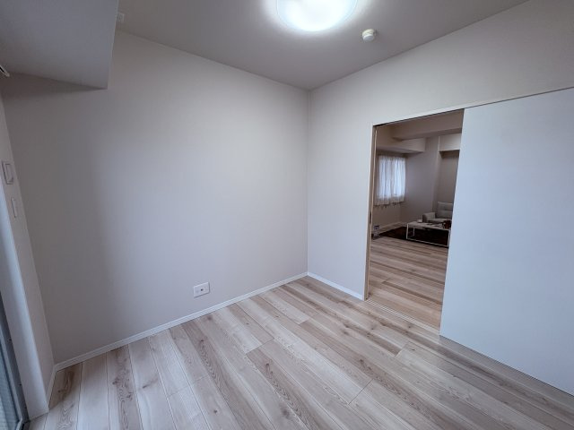 プレミアムコート与儀パークヒルズの洋室