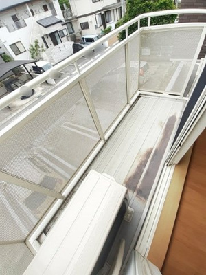 【バルコニー】 | フレーシュ | 暖かな日差しのふりそそぐバルコニー