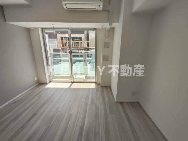 【居間・リビング】 | スタイリオ蒲田ＷＥＳＴ | ゆったり過ごせる居間です