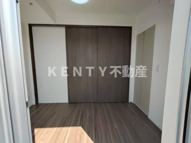 【寝室】 | スタイリオ蒲田ＷＥＳＴ | 落ち着いた色調の寝室です