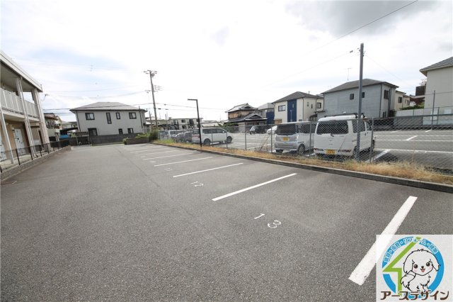 フラン神戸の駐車場