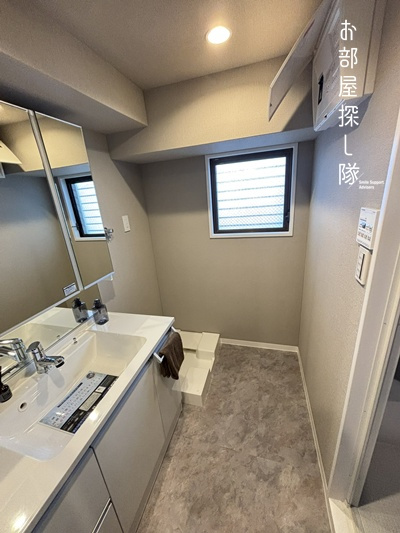 ツインタワー久留米の独立洗面台