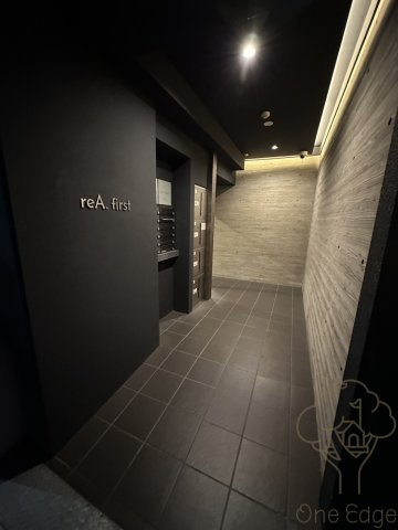 reA.firstのエントランス
