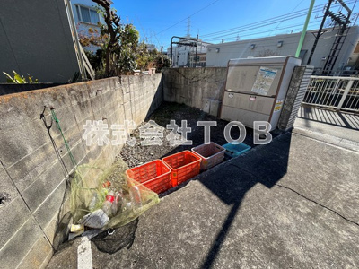 【その他共用部分】 | メゾン三鷹台 | ゴミ置き場