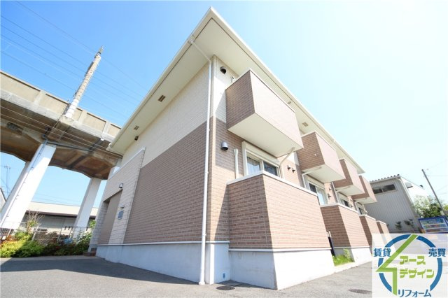 ユニベール神戸の外観