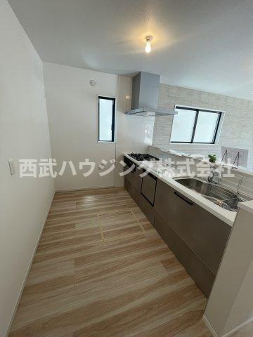 【仲介手数料無料】所沢市東狭山ケ丘７期全５棟１号棟　所沢市の不動産なら西武ハウジングのキッチン