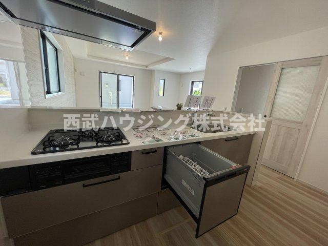 【仲介手数料無料】所沢市東狭山ケ丘７期全５棟１号棟　所沢市の不動産なら西武ハウジングのキッチン