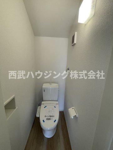 【仲介手数料無料】所沢市東狭山ケ丘７期全５棟１号棟　所沢市の不動産なら西武ハウジングのトイレ