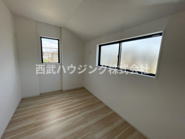 【仲介手数料無料】所沢市東狭山ケ丘７期全５棟１号棟　所沢市の不動産なら西武ハウジングの洋室