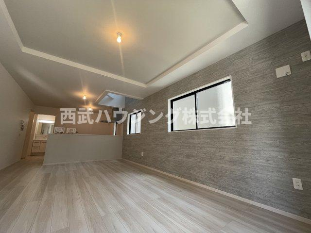 【仲介手数料無料】所沢市東狭山ケ丘７期全５棟２号棟　所沢市の不動産なら西武ハウジングの居間・リビング
