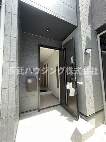 【仲介手数料無料】所沢市東狭山ケ丘７期全５棟２号棟　所沢市の不動産なら西武ハウジングの玄関