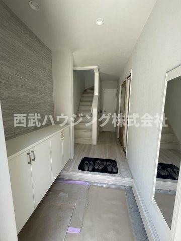 【仲介手数料無料】所沢市東狭山ケ丘７期全５棟２号棟　所沢市の不動産なら西武ハウジングの玄関