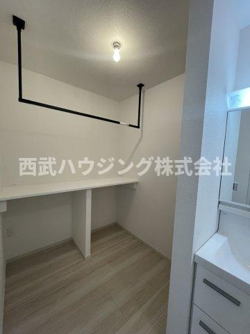 【仲介手数料無料】所沢市東狭山ケ丘７期全５棟２号棟　所沢市の不動産なら西武ハウジングの脱衣所
