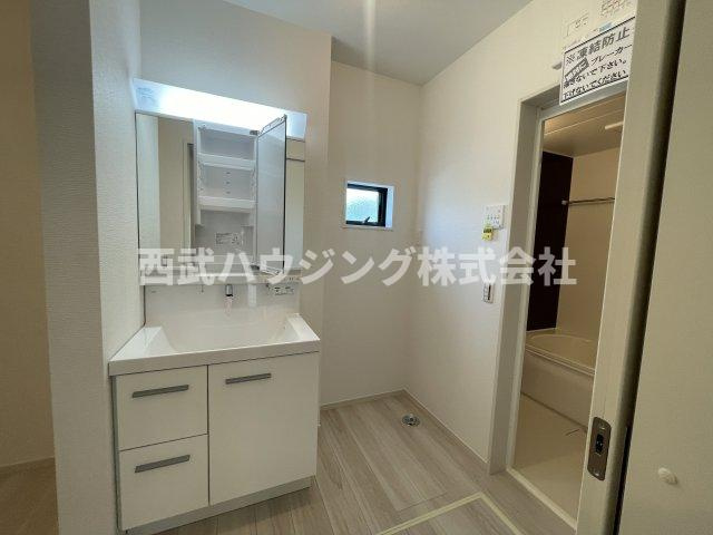 【仲介手数料無料】所沢市東狭山ケ丘７期全５棟２号棟　所沢市の不動産なら西武ハウジングの独立洗面台