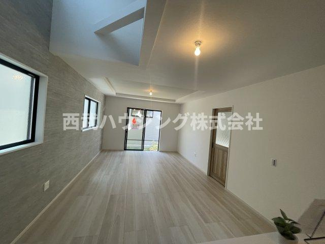 【仲介手数料無料】所沢市東狭山ケ丘７期全５棟２号棟　所沢市の不動産なら西武ハウジングの居間・リビング