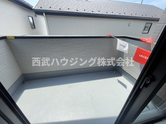 【仲介手数料無料】所沢市東狭山ケ丘７期全５棟２号棟　所沢市の不動産なら西武ハウジングのバルコニー