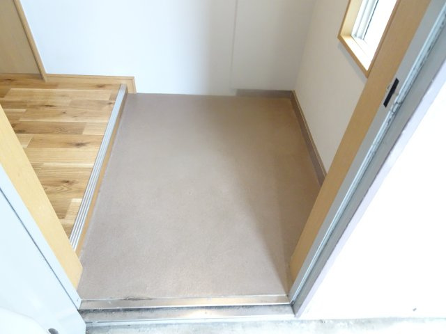 ベルメゾン若森の玄関