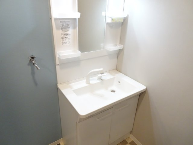 ベルメゾン若森の独立洗面台