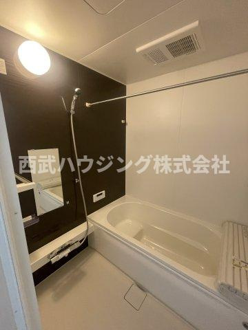 【仲介手数料無料】所沢市東狭山ケ丘７期全５棟３号棟　所沢新築なら西武ハウジングの浴室