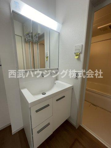 【仲介手数料無料】所沢市東狭山ケ丘７期全５棟３号棟　所沢新築なら西武ハウジングの独立洗面台