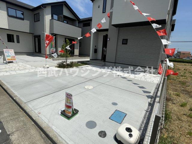 【仲介手数料無料】所沢市東狭山ケ丘７期全５棟４号棟　所沢新築なら西武ハウジングの駐車場