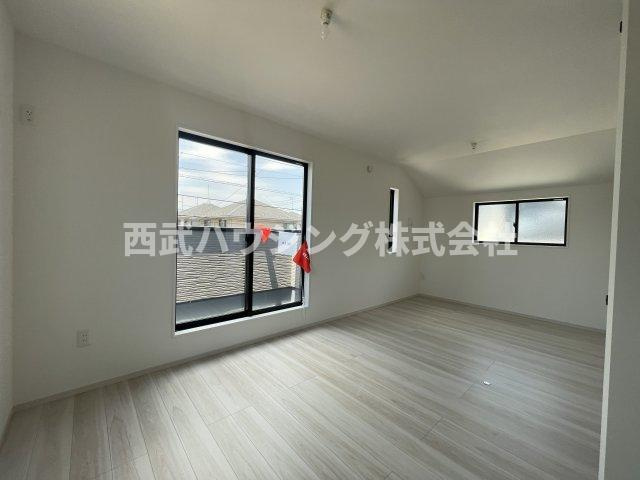 【仲介手数料無料】所沢市東狭山ケ丘７期全５棟４号棟　所沢新築なら西武ハウジングの洋室