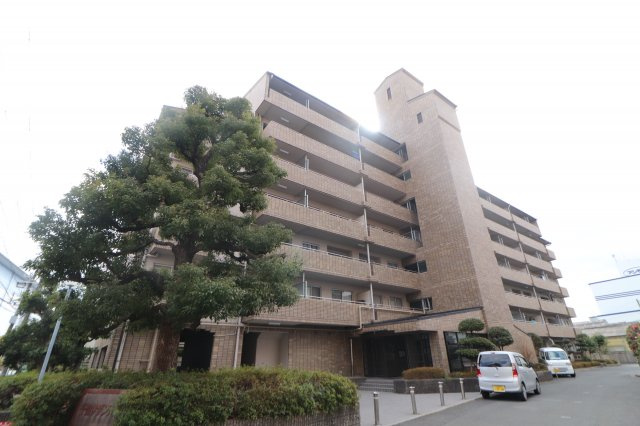 千里サザンテラスの外観