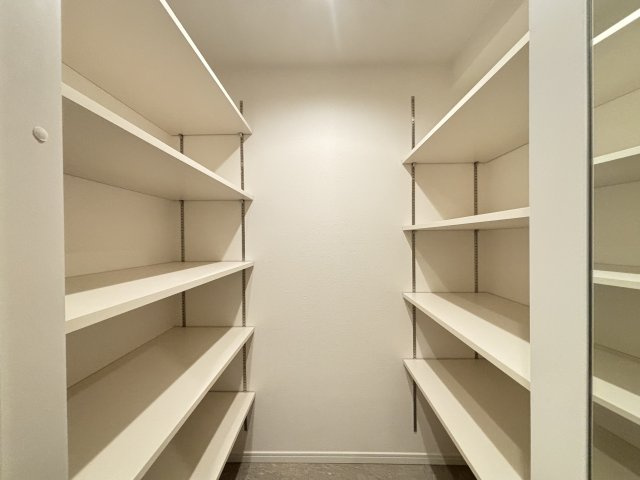 清新北ハイツ5号棟の収納