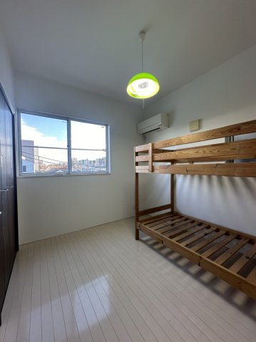 東墨田2丁目戸建の洋室|洋室5.25帖（3F）