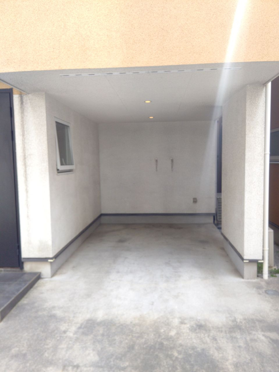 東墨田2丁目戸建の駐車場