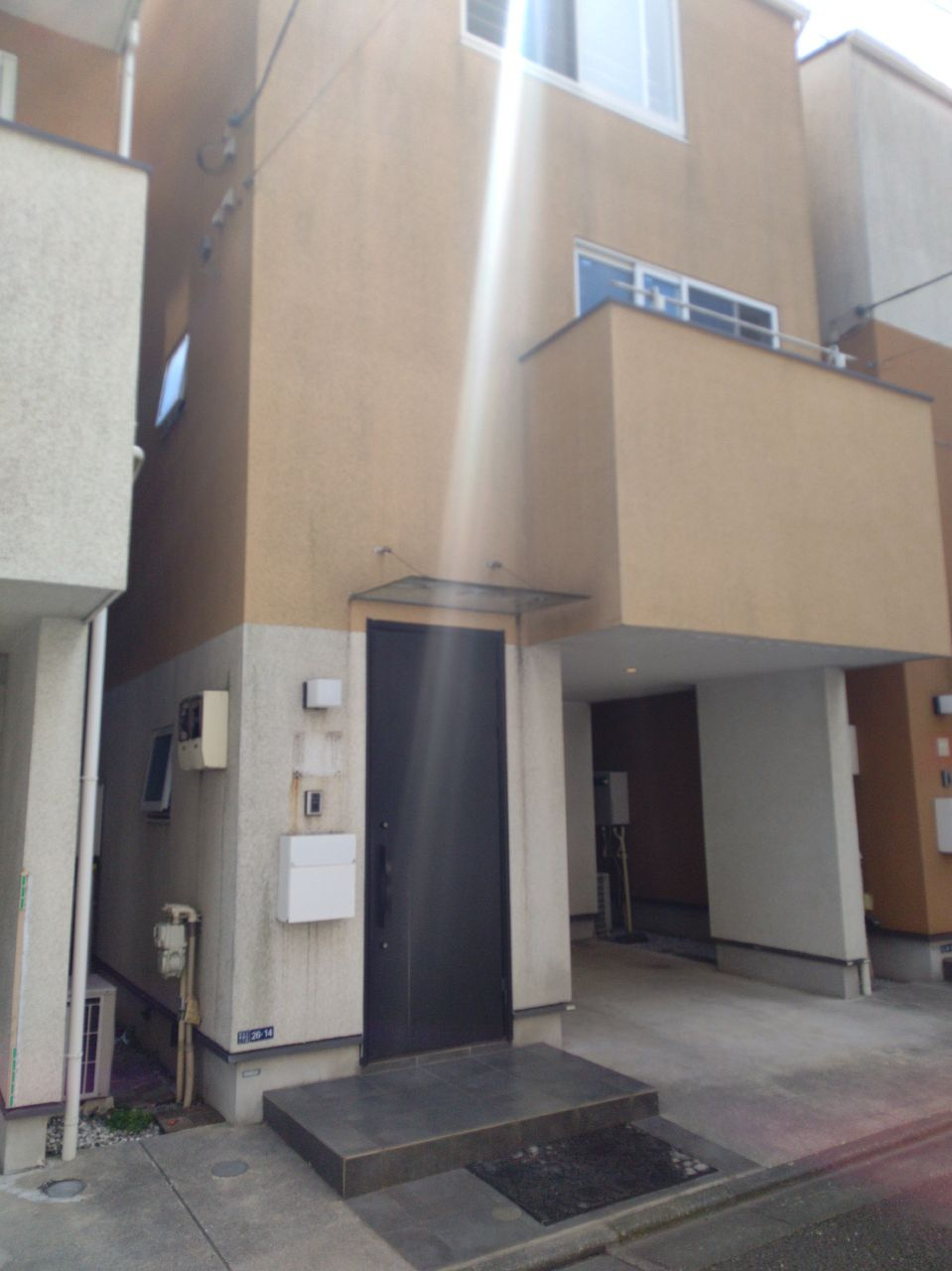 東墨田2丁目戸建のエントランス