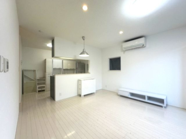 東墨田2丁目戸建の居間・リビング|家具は付きません。