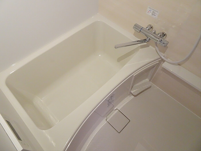 三澤ビルの浴室